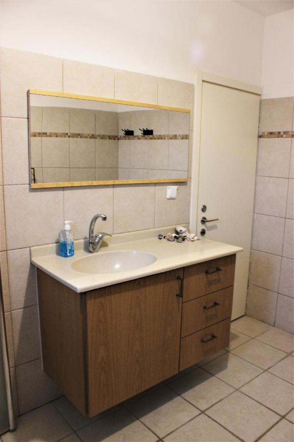 Chez Rothman Sublet Apartment Shadmot Devora Exterior photo
